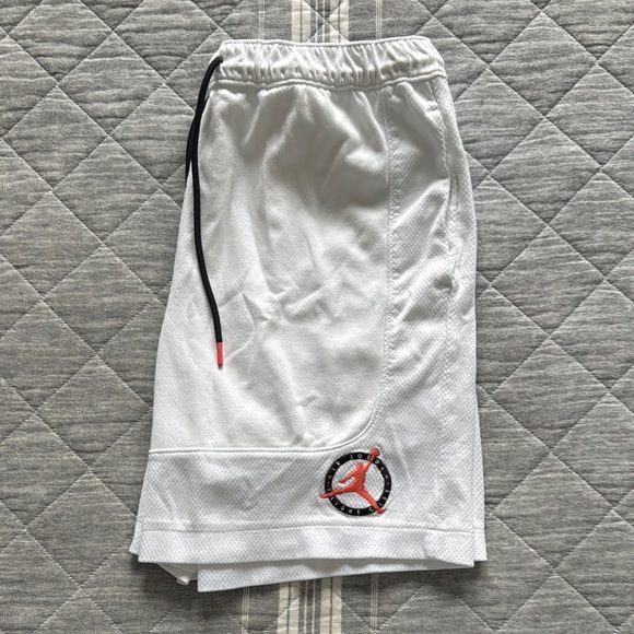 Jordan White Athletic Shorts - Picture 4 of 4